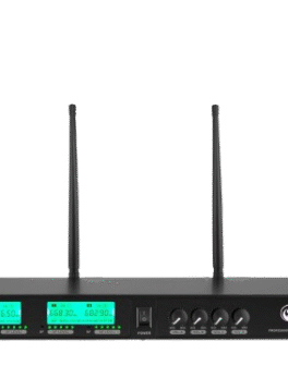 Studiomaster XR 100 4H wireless microphone