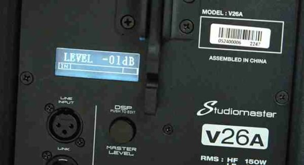 line_array_v26_v26a_reardisplay_studiomaster-removebg-preview_11zon